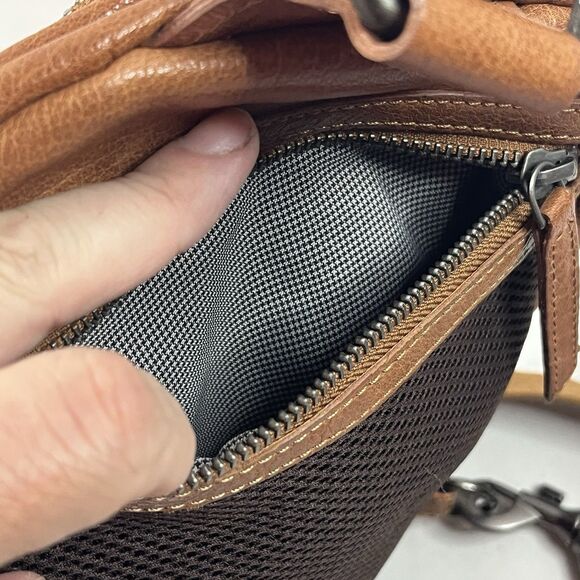 Spikes & Sparrow Leather Sling Bag ONE SHOULDER BACKPACK  BROWN - Picture 10 of 16